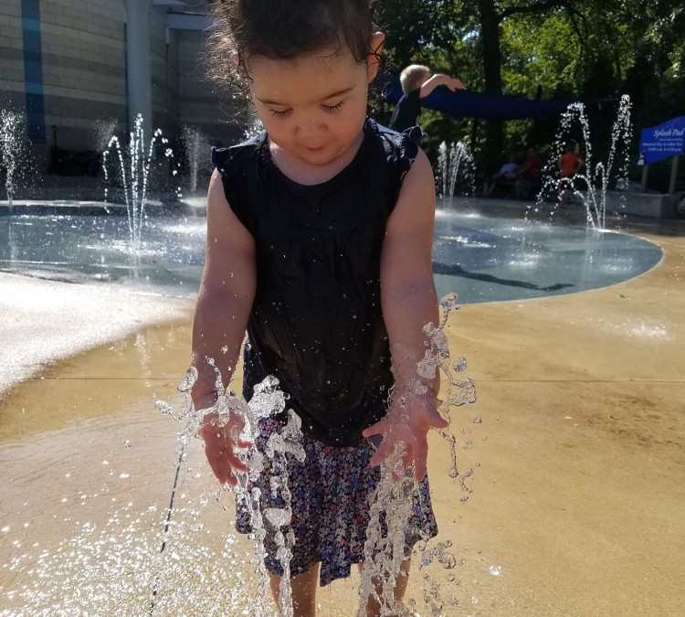 kids-water-play-area-photo
